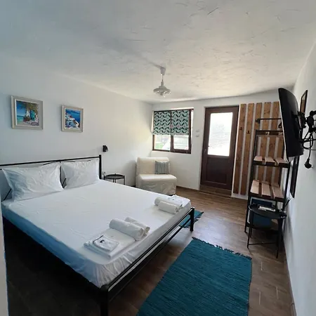 Kalina,studio 4 * Ammoulianí